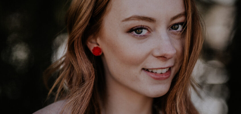 Red Dahlia Earrings (Part 1)
